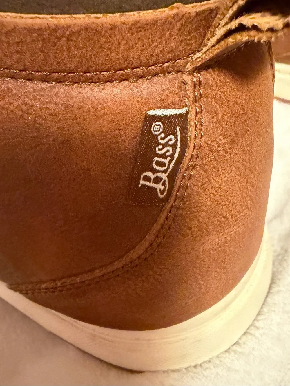Bass chukka boots